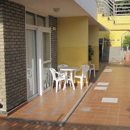 Apartamentos Sirena San Agustin  Bagian luar foto